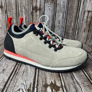 Barbour Tech Highlands Low Sneaker EUC - men’s size 9